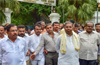 Congress, JD(S) planning dharna outside Karnataka governor�s house to prevent MLAs poaching by BJP